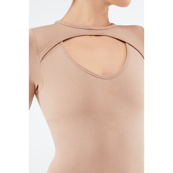 Fabletics Ladies Finely Cutout Seamless Ribbed Bodysuit Desert Tan Size Medium - Picture 2 of 7